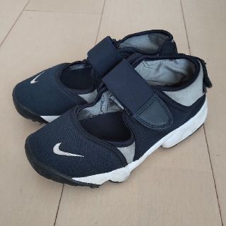 ナイキ(NIKE)のDOORS購入　ナイキ　RIFT キッズ　19cm(サンダル)