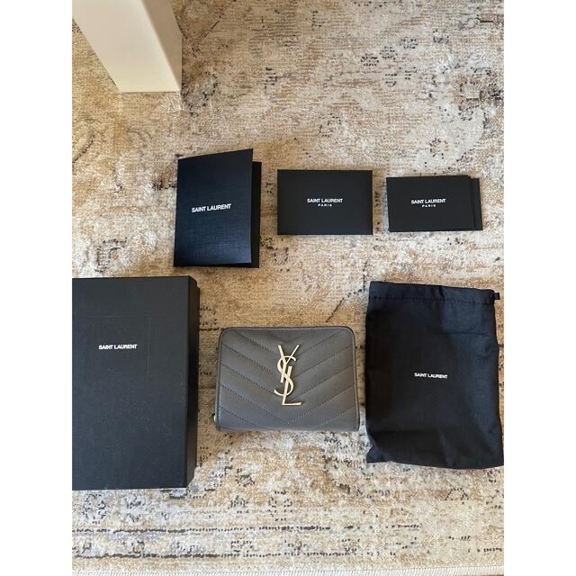 saint laurent 財布