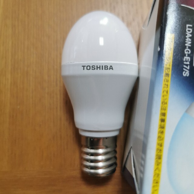 東芝(トウシバ)の電球型LEDランプミニクリプトン形 インテリア/住まい/日用品のライト/照明/LED(天井照明)の商品写真