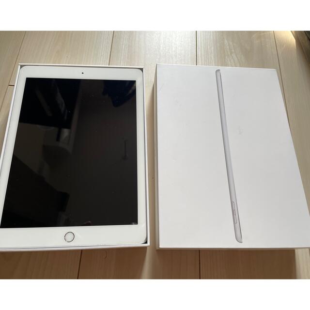 iPad (第5世代) WiFi + Cellular 32GB docomo