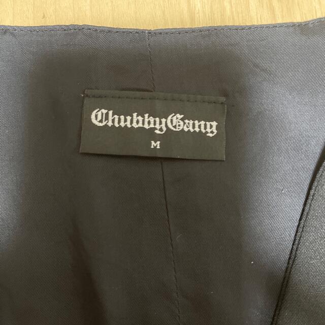 CHUBBYGANG(チャビーギャング)のChubby Gang(チャビーギャング)黒ベスト キッズ/ベビー/マタニティのキッズ服男の子用(90cm~)(ドレス/フォーマル)の商品写真