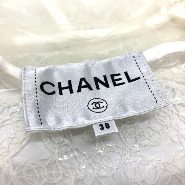 CHANEL(シャネル)のシャネル CHANEL ビニール レース シースルー P58260 CCココボタン ジップアップ パーカー ブルゾン ポリアミド ホワイト レディースのジャケット/アウター(ブルゾン)の商品写真