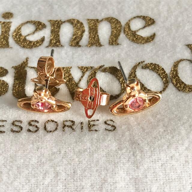 Vivienne Westwood(ヴィヴィアンウエストウッド)のVivienne Westwood ヴィヴィアン ウエストウッド　ピンク　ピアス レディースのアクセサリー(ピアス)の商品写真