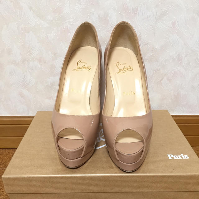 Christian Louboutin - ルブタン オープントゥ ベージュ パンプスの ... クリスチャンルブタン パンプス オープントゥ ハイヒール 23.5cm ベージュ