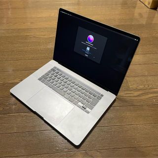 マック(Mac (Apple))の【MacBookPro】2019モデル 16インチ 1TB/32GBメモリ (ノートPC)