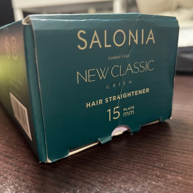 SALONIA ストレートヘアアイロン 15mm ニューラクラシックグリーン スマホ/家電/カメラの美容/健康(ヘアアイロン)の商品写真