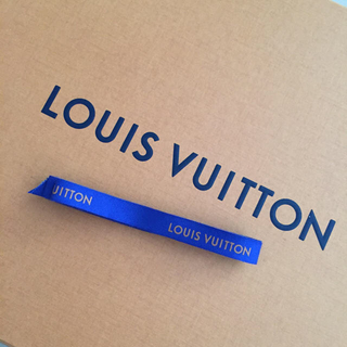 ルイヴィトン(LOUIS VUITTON)のvuitton美品リボン❤︎215cm(その他)