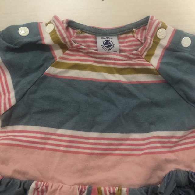 PETIT BATEAU(プチバトー)の【かわいい】プチバトー　ワンピース　80㎝ キッズ/ベビー/マタニティのベビー服(~85cm)(ワンピース)の商品写真