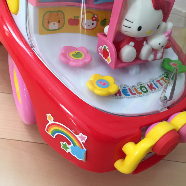 キティちゃん わくわくハローキティ 乗用玩具 足けり玩具の通販 キティちゃん わくわくハローキティ 乗用玩具 足けり玩具の通販