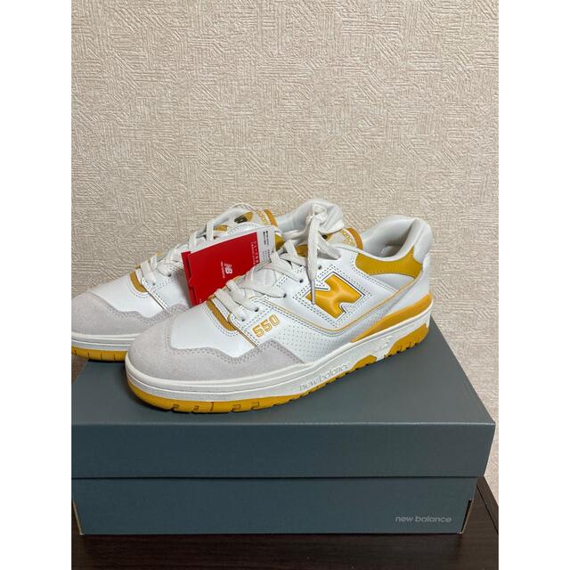 New Balance(ニューバランス)のNEW BALANCE BB550 YELLOW メンズの靴/シューズ(スニーカー)の商品写真