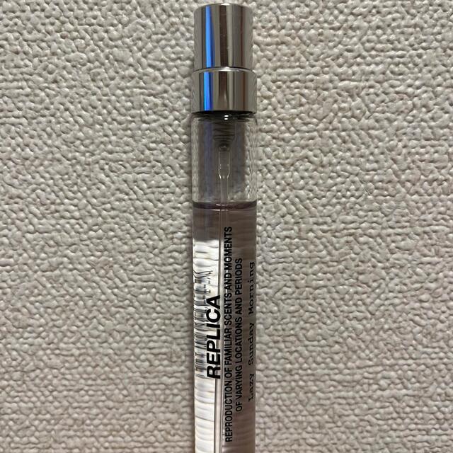 Maison Martin Margiela(マルタンマルジェラ)のメゾンマルジェラ レプリカオードトワレ レイジーサンデーモーニング 10mL コスメ/美容の香水(ユニセックス)の商品写真