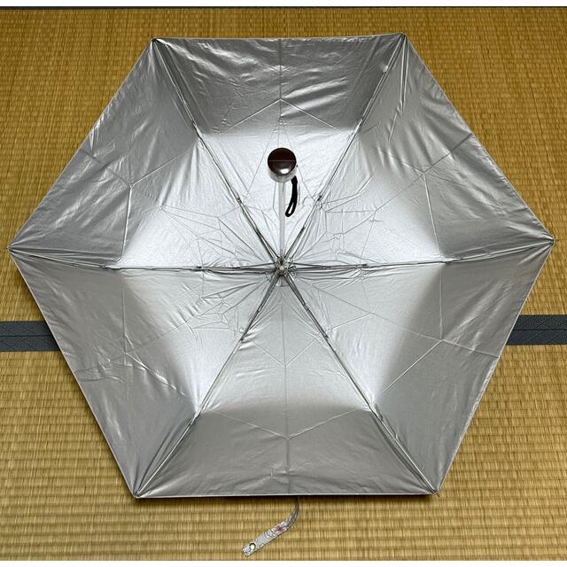 【激安】晴雨兼用折たたみ傘50cm遮光シルバーコーティング新品未使用 レディースのファッション小物(傘)の商品写真