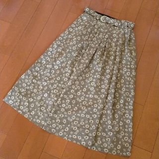 サンタモニカ(Santa Monica)の古着屋 vintage ベルト付き マーガレット柄 花柄 ミモレ丈 スカート(ロングスカート)