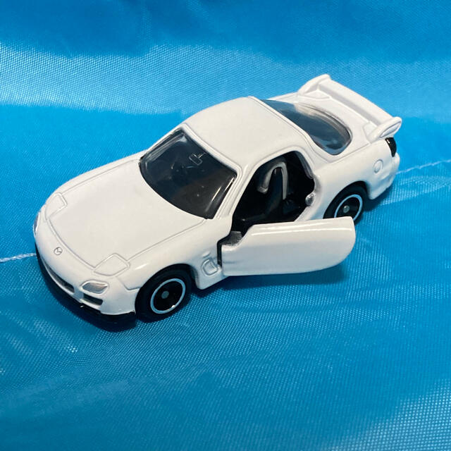 Takara Tomy(タカラトミー)のトミカ☆マツダ RX-7 安室透 USJ 名探偵コナン2022クールジャパン新品 エンタメ/ホビーのおもちゃ/ぬいぐるみ(ミニカー)の商品写真