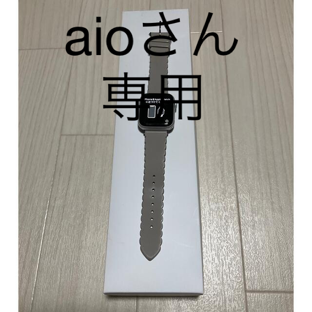 Apple Watch(アップルウォッチ)のアップルウォッチＳＥ　シルバー　40ミリ メンズの時計(腕時計(デジタル))の商品写真