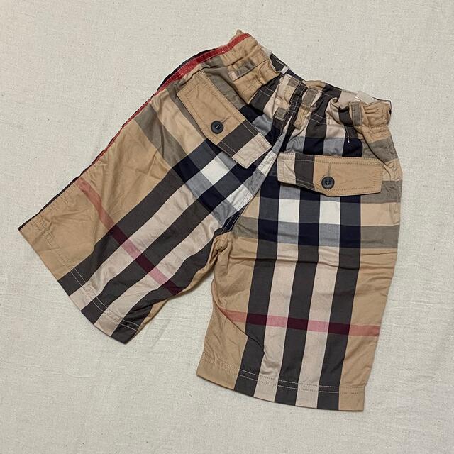 BURBERRY(バーバリー)のバーバリー☆BURBERRY ノバチェックハーフパンツ(120) キッズ/ベビー/マタニティのキッズ服男の子用(90cm~)(パンツ/スパッツ)の商品写真