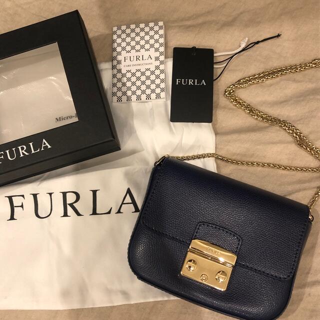 Furla(フルラ)の送料無料 フルラ FURLA チェーンショルダーバッグ ネイビー レディースのバッグ(ショルダーバッグ)の商品写真