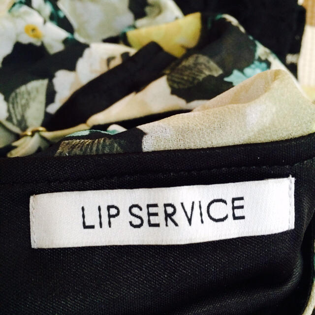 LIP SERVICE(リップサービス)のLIPSERVICE 花柄ワンピース リップサービス レディースのワンピース(ミニワンピース)の商品写真