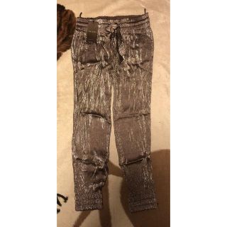 GUCCI - 新品タグ付き【GUCCI】上品ラメ ジョガーパンツ M〜Lの GUCCI - 新品タグ付き【GUCCI】上品ラメ ジョガーパンツ M〜Lの