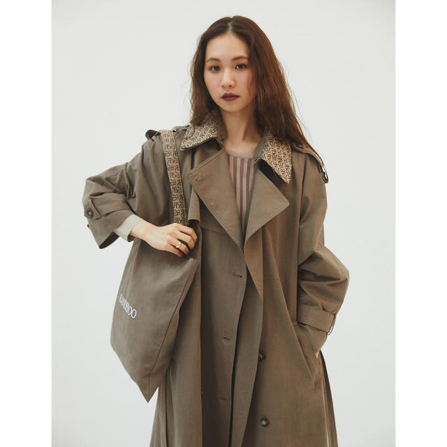 RANDEBOO(ランデブー)の【最終値下げ❗️】RANDEBOO Variation trench coat レディースのジャケット/アウター(トレンチコート)の商品写真