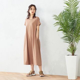 コムサイズム(COMME CA ISM)の美品　コムサイズム　Ｔシャツ ワンピース　茶色　M 5/10までの出品(ロングワンピース/マキシワンピース)