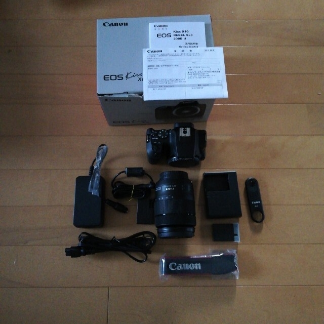 Canon - 今週最終値引きCanon  EOS KISS X10 ボディ BK　レンズセット