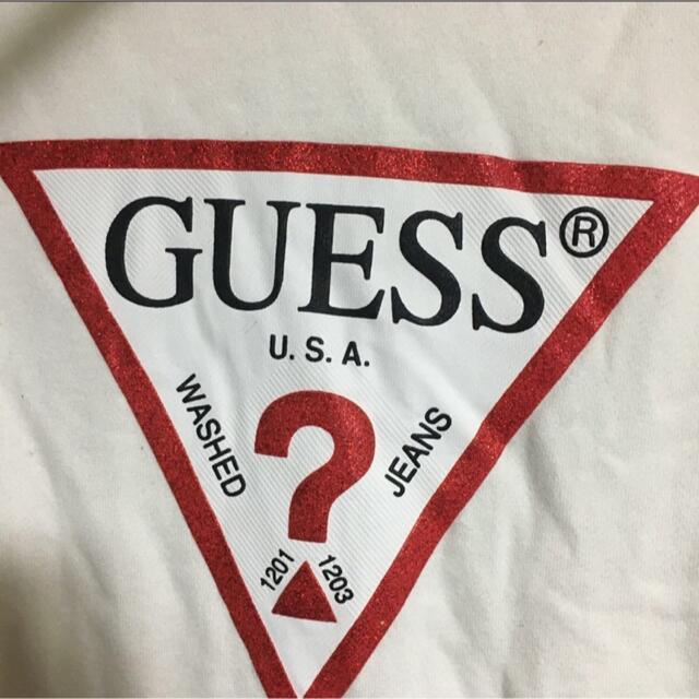 GUESS(ゲス)のGUESS スウェット　パーカー　白 メンズのトップス(パーカー)の商品写真