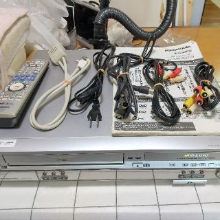 パナソニック(Panasonic)の美品 Panasonic VHS一体型HDDレコーダー(DVDレコーダー)