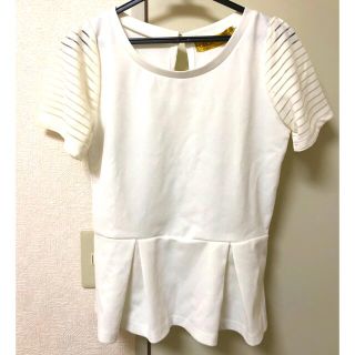 セシルマクビー(CECIL McBEE)のCECIL McBEE セシルマクビー  Tシャツ　カットソー　トップス(カットソー(半袖/袖なし))