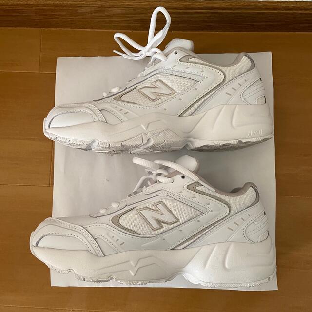 New Balance(ニューバランス)のNB SCWX452SG WHITE 24.0cm レディースの靴/シューズ(スニーカー)の商品写真