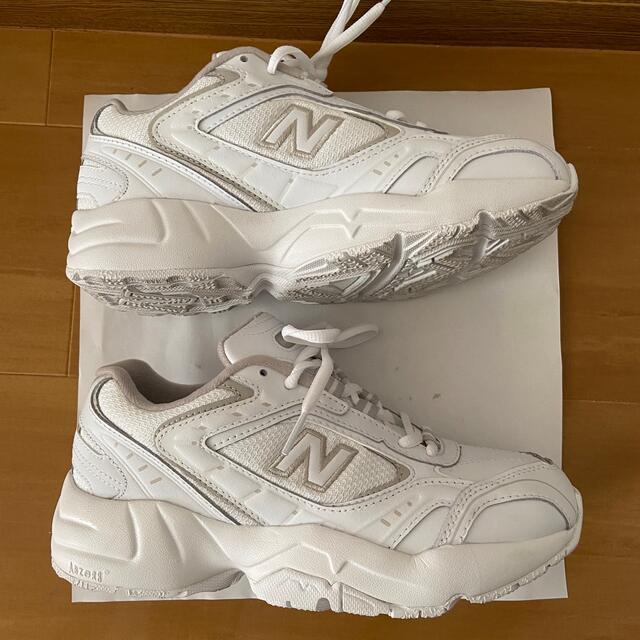 New Balance(ニューバランス)のNB SCWX452SG WHITE 24.0cm レディースの靴/シューズ(スニーカー)の商品写真