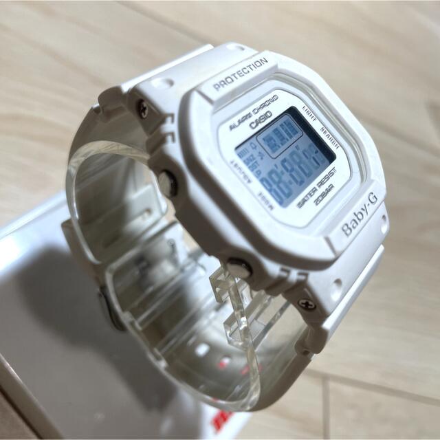 Baby-G(ベビージー)のCASIO Baby-G WHITE レディース 腕時計 レディースのファッション小物(腕時計)の商品写真