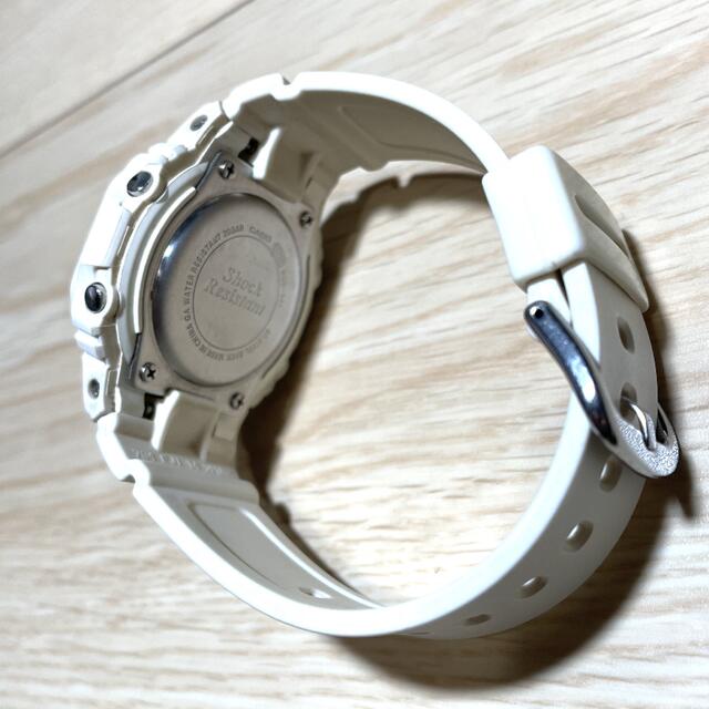 Baby-G(ベビージー)のCASIO Baby-G WHITE レディース 腕時計 レディースのファッション小物(腕時計)の商品写真