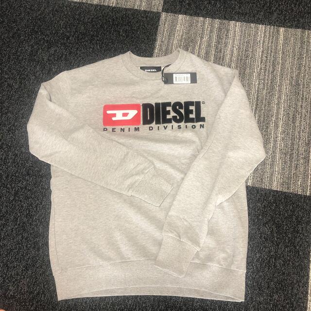 DIESEL トレーナー グレー 独特の素材 www.gold-and-wood.com