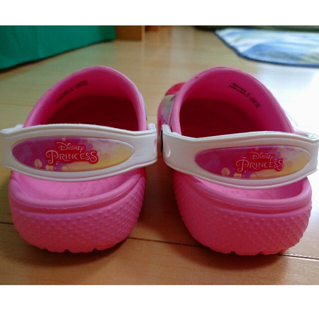 CROSS(クロス)の☆専用☆CROCS　キッズ　18センチ キッズ/ベビー/マタニティのキッズ靴/シューズ(15cm~)(サンダル)の商品写真