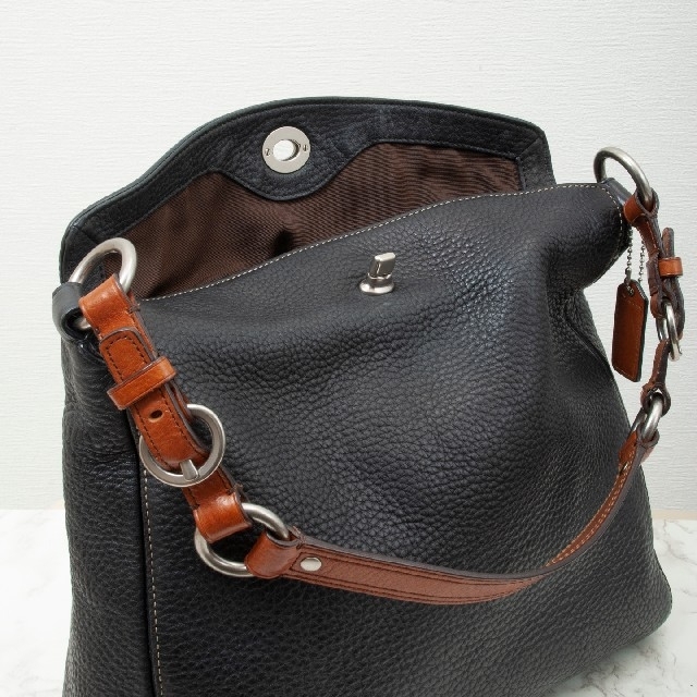 美品】COACH(コーチ)ターンロック式 レザー ワンショルダーバッグ
