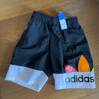 アディダス(adidas)のアディダス　ショートパンツ(ショートパンツ)