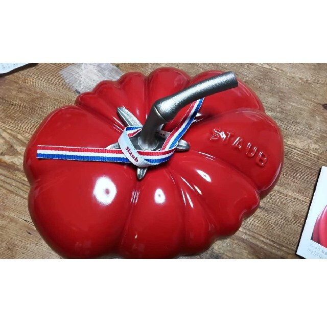 ストウブ トマトココットチェリー 25CM 新品未使用 箱傷がある場合が
