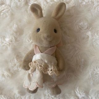 EPOCH - 初期♥シルバニアファミリー うさぎのお母さん(アイボリー