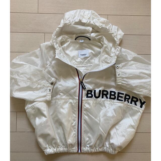 商品追加値下げ在庫復活 BURBERRY デニムパンツ 4Y 104cm