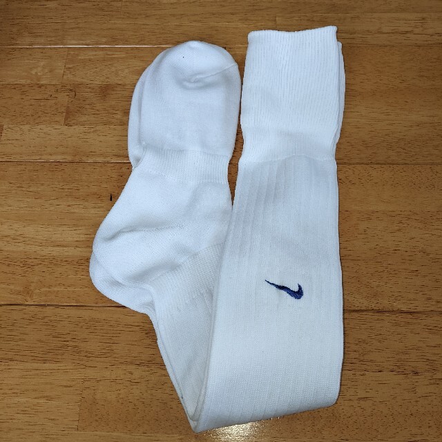 NIKE(ナイキ)のナイキ　サッカーソックス スポーツ/アウトドアのサッカー/フットサル(ウェア)の商品写真