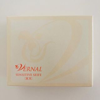 ヴァーナル(VERNAL)のセンシティブザイフA  新品未使用品(洗顔料)