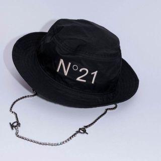 ヌメロヴェントゥーノ(N°21)の♡ヌメロベントゥーノ×new era バケットハット(ハット)