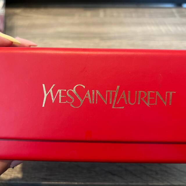 Yves Saint Laurent Beaute(イヴサンローランボーテ)のYSL ボックス、スキンケアサンプルセット レディースのバッグ(ショップ袋)の商品写真