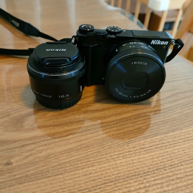 NIKON 1 J5