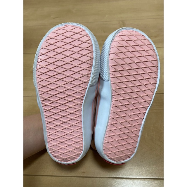 VANS(ヴァンズ)のVANZ（バンズ）キッズスニーカー（16cm ピンクスリッポン） キッズ/ベビー/マタニティのキッズ靴/シューズ(15cm~)(スニーカー)の商品写真