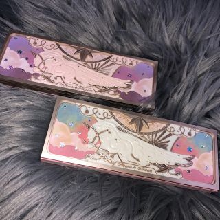 カラーポップ(colourpop)のユニコーン パレット フラワーノーズ 中国コスメ Flowerknows(アイシャドウ)