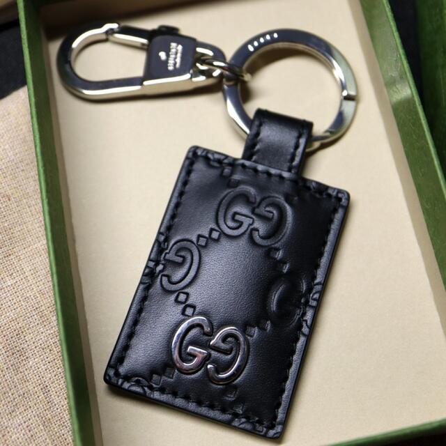 低価好評】 pooon様専用 GUCCI シグネチャー レザー キーリング 1Xrax