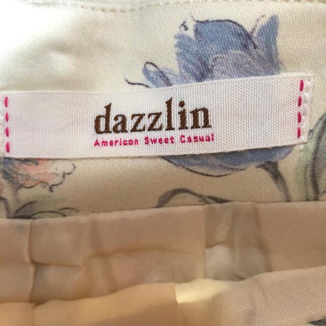 dazzlin(ダズリン)のdazzlin  ミニスカート　チューリップ🌷　花柄🌸　サイズM レディースのスカート(ミニスカート)の商品写真