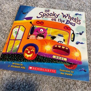 （あにまる様）SPOOKY WHEELS ON THE BUS,THE(P)(洋書)